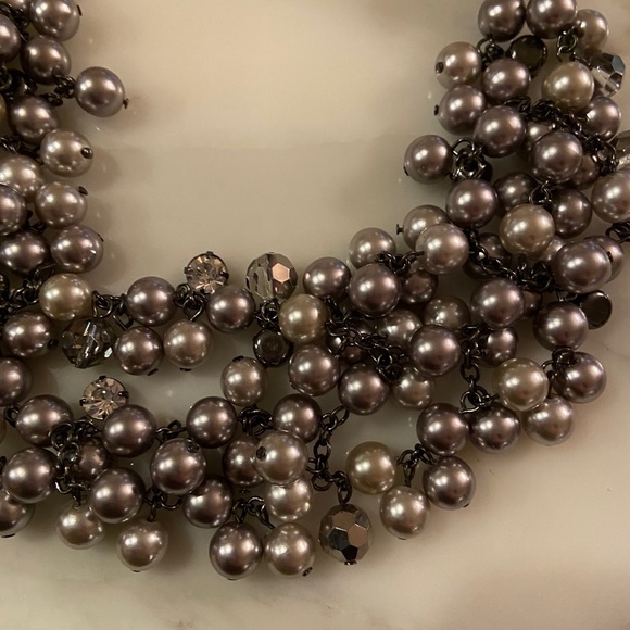 The limited small Jean blazer w beaded necklace - Picture 8 of 8